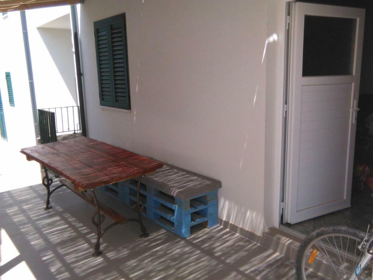 Apartment More Sumartin Esterno foto