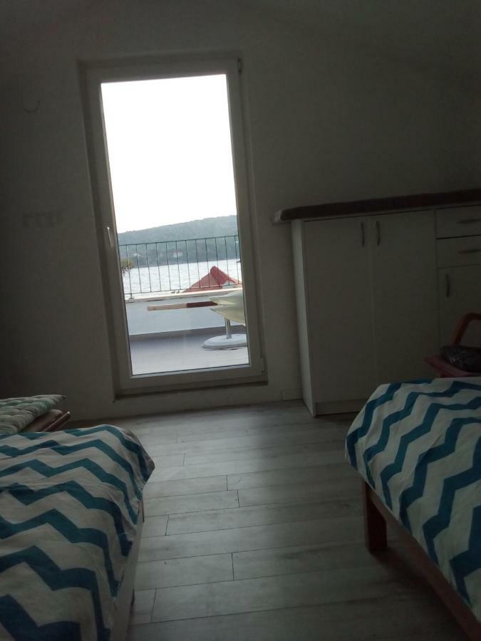 Apartment More Sumartin Esterno foto
